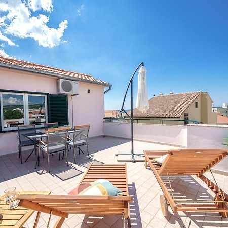 Family Petrov Apartments Vodice Exteriér fotografie