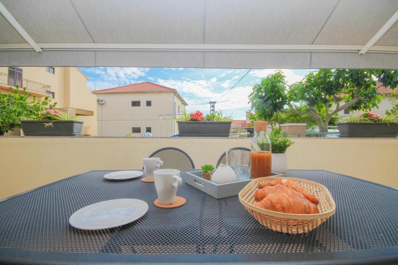 Family Petrov Apartments Vodice Exteriér fotografie