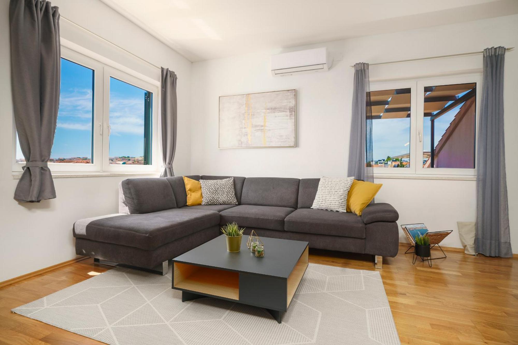 Family Petrov Apartments Vodice Exteriér fotografie